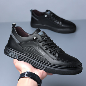 Zapatillas de estilo casual de negocios para hombre, de piel de vacuno, suela suave antideslizante, estilo coreano, modernas. - Product Image 2