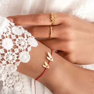 สร้อยข้อมือแบบสกรู ข้ามพรมแดน หลายแบบ พรีเมียม ผ่านการรับรองจากผู้ผลิต ขัดเงาอย่างดี เกรดคุณภาพ น้ำหนักเบา แบบกลวง - Product Image 5