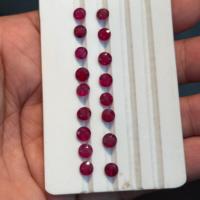 Pierre précieuse de rubis naturel Coupe ronde lâche Origine du Mozambique Chauffée uniquement Pierres de rubis rouges calibrées