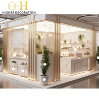 Comptoir présentoir de parfumerie moderne pour boutique de produits de beauté, vitrine de centre commercial, kiosque de parfumerie de petite taille