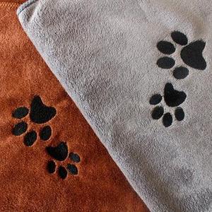 Serviette de bain pour chien absorbante et à séchage rapide personnalisée, logo brodé personnalisé, serviette en microfibre pour animaux de compagnie - Product Image 2