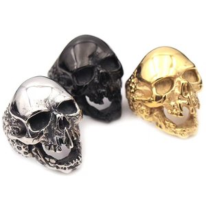 Anéis de Caveira Vintage em Aço Titânio para Homens, Joias de Moda para Festas nas Cores Dourado, Prata e Preto - Product Image 4