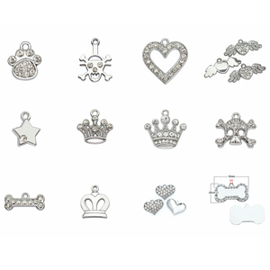 Colgantes de Corazón y Hueso Estilo Vintage, Chapados en Plata, Aleación de Zinc, Colgantes de Moda para Collar, Regalo de Joyería para Mujer - Product Image 2