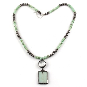 Joyería personalizada de moda, collar de cuentas de perlas de vidrio de cristal, colgante rectangular de piedras preciosas de howlita blanca - Product Image 5