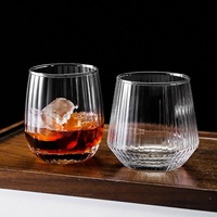 Verre à pied haut de gamme de style nordique, verrerie minimaliste créative et exquise, ustensiles de boisson pour la maison, les dîners et les fêtes