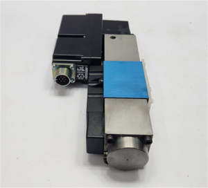 โซลินอยด์วาล์วแบบสัดส่วนไฮดรอลิก รุ่น KBFDG4V KBDG4V ซีรีส์ KBFDG4V-5-2C70N-Z-M1-PC7-H7-12  KBFDG4V-5-2C70N-Z-M1-PE7-H7-11 - Product Image 1