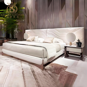 Lit double king size en cuir de luxe, nouveau design BS, grande tête de lit, mobilier de chambre à coucher moderne italien haut de gamme sur mesure pour villas - Product Image 2