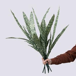 Plantas de imitación decorativas modernas <span class=keywords><strong>Sansevieria</strong></span> Trifasciata, plantas de tigre Piran, orquídea, plantas artificiales verdes para decoración de bodas - Product Image 2