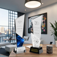Cadeau d'affaires de trophée de style sport en métal cristal K9 sur mesure avec logo gravé sculpté et sérigraphie en soie