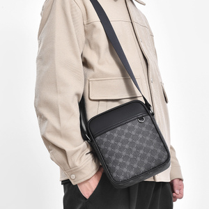 Bolso <span class=keywords><strong>bandolera</strong></span> <span class=keywords><strong>de</strong></span> material <span class=keywords><strong>de</strong></span> PU multifuncional informal a la moda geométrica para <span class=keywords><strong>hombre</strong></span>, bolso <span class=keywords><strong>de</strong></span> hombro vertical con estampado cuadrado pequeño - Product Image 2
