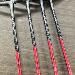 <span class=keywords><strong>Raquette</strong></span> <span class=keywords><strong>de</strong></span> <span class=keywords><strong>badminton</strong></span> 11pro, garantie 4U, 28-32 livres, offensive, <span class=keywords><strong>haut</strong></span> <span class=keywords><strong>de</strong></span> <span class=keywords><strong>gamme</strong></span>, moulage secondaire, épaisseur <span class=keywords><strong>de</strong></span> la poignée G6 - Product Image 3