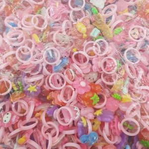 Anelli per Bambini Jincan, Cartoni Animati Carini in Resina/PVC Trasparente, Sezione Asilo, Animali/Zodiaco/Personaggi, Confezione all'Ingrosso - Product Image 5