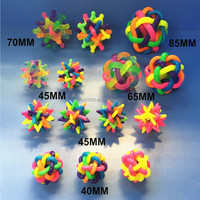 Boule de neutrons en caoutchouc clignotante à LED Jouet sensoriel éducatif Boule météore tricotée colorée lumineuse