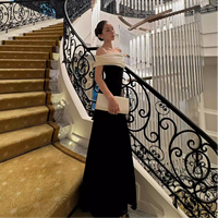 Robe maxi élégante et chic, blanc et noir contrastés, épaules dénudées, robe de soirée formelle de jour comme de nuit, simple et chic, robe de fête, de mariage ou de dîner pour femmes