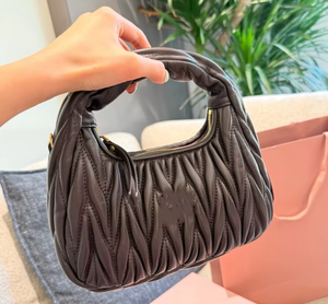 <b>Handbag</b> with soft shoulder strap, high-end custom logo embroidery, zipper closure, waterproof special bag - Product Image 6