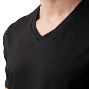 T-shirt col en V pour homme, manches courtes, style décontracté, collection printemps-été, personnalisable avec logo, marque privée, vente en gros usine – Offre Spéciale - Product Image 4