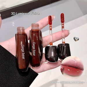 Gloss à lèvres mat longue tenue, lumineux, avec teinte hydratante naturelle, formule éclaircissante et rehausseuse <span class=keywords><strong>de</strong></span> couleur, fini crème - Product Image 2
