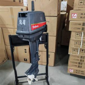 Motor fueraborda de 2 tiempos y 9.8hp, eje largo y eje corto, en venta - Product Image 1