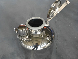 Tanque de Agua de Gran Capacidad, Estéril, de Acero Inoxidable 316 de Grado Alimenticio, Vertical/Horizontal, Aislado a Presión, Resistente a la Corrosión - Product Image 6