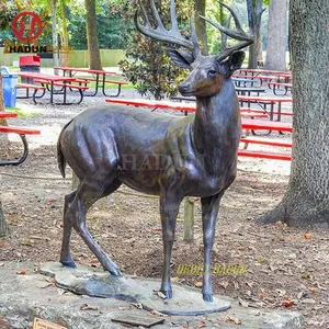 Lebensgroße gegossene Bronze hirschs tatue Gartens kulptur Hirsch