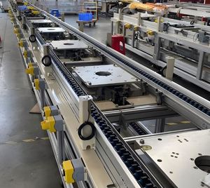 Manufacturer Stainless Steel New Adjustable Speed Automatic Tooling Plate Chain Conveyor Durable Toshine TV Screen Assembly Line - Product Image 1