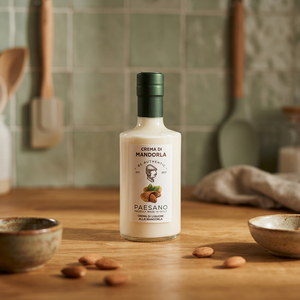 Liqueur crémeuse aux amandes infusée à la sicilienne Paesano Gourmet Italian, bouteille en verre de 100 ml, saveurs citron et café, 17 % ABV, desserts - Product Image 2