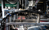 Fabricant de tasses à emporter jetables entièrement automatique pour thé, café Petit bol en papier formant des tasses en papier Prix de la machine de fabrication