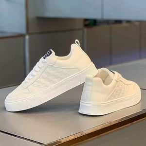Zapatillas Deportivas de Hombre con Suela Gruesa, Estilo Casual, para Verano e Invierno, Blancas, con Nuevo Diseño Transpirable - Product Image 5