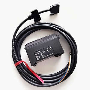 เครื่องขยายสัญญาณเซ็นเซอร์วัดการไหล Keyence FD-V40A 0-500 มม. 24V DC แบบอนาล็อก - Product Image 1