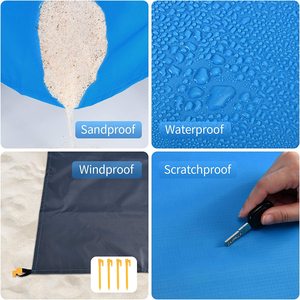 Manta de Playa Premium de Secado Rápido, Resistente al Agua y a la Arena, para 1-6 Adultos, Extra Grande y Ligera, con 4 Estacas - Product Image 5