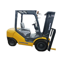Chariot élévateur d'occasion KOMATSU 3 tonnes avec levier de vitesse latéral chariot élévateur diesel TOYOTA HELI FORKLIFT pour KOMATSU marque Japanese