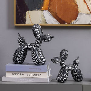 Yaratıcı sanat Chic puanl sanat tasarım siyah ve beyaz köpek dekor reçine balon köpek heykeli hediyeler ev dekorasyon - Product Image 1