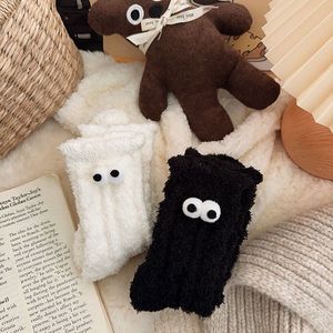 Calcetines de invierno gruesos con forro polar hasta la pantorrilla, con diseño de ojos, para dormir en casa, cálidos y afelpados para mujer - Product Image 1