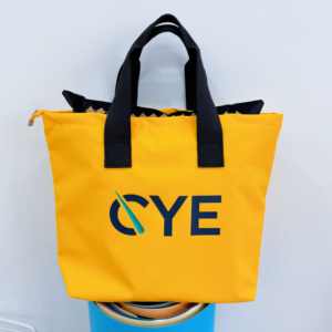 Bolsa de Mano de Nailon Amarillo de Gran Capacidad, Bolsas de Compras Reutilizables Impermeables con Logotipo, Bolsas de Playa Ligeras para Mujer - Product Image 4