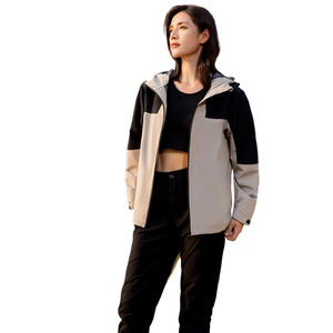 Vestes rembourrées pour femmes Protection confortable et élégante contre les éléments polaire à l'intérieur de la capuche - Product Image 3