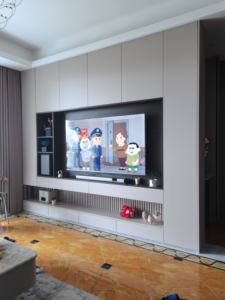 Mueble de TV de Pared Estilo Moderno, Personalizable, Multicapa, de Madera Maciza, con Rejilla de Madera para Sala de Estar - Product Image 3