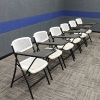 Chaise pliante empilable en plastique et métal avec assise en maille pour événements, écoles, formations – Vente en gros