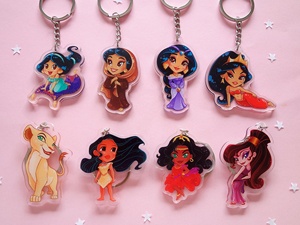 Breloques en acrylique personnalisées OEM/ODM : Princesse, Héroïnes (<span class=keywords><strong>Ariel</strong></span>, <span class=keywords><strong>Raiponce</strong></span>, Belle, Cendrillon, Blanche-Neige) – Cadeaux mignons - Product Image 5