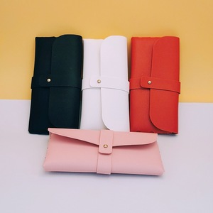 Étui à lunettes rétro souple, rectangulaire, couleur unie, portable, pour femmes 2024 - Product Image 1