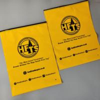 Sacs à fermeture éclair en plastique jaune de marque - Pochettes à fermeture éclair imprimées sur mesure de couleur vive pour vêtements et commerce de détail