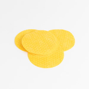 แผ่นเช็ดทำความสะอาดผิวหน้าแบบไม่ถักทอ สีเหลืองลายจุด คุณภาพสูง ผลิตจากวัสดุแผ่นโทนเนอร์ แผ่นโทนเนอร์แบบแห้ง เนื้อนุ่ม เย็นสบาย ช่วยบำรุงผิวหน้า เพิ่มความชุ่มชื้น ทำความสะอาดผิว - Product Image 5