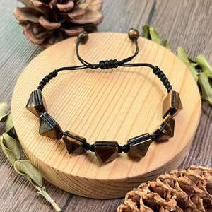 Bracelet en pierre naturelle avec perles de verre colorées, design exclusif et innovant pour la guérison émotionnelle et la protection, approvisionnement centralisé - Product Image 2