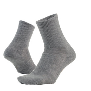 Chaussettes en laine mérinos pour hommes Chaussettes rembourrées <span class=keywords><strong>de</strong></span> <span class=keywords><strong>trail</strong></span> running avec logo personnalisé - Product Image 2