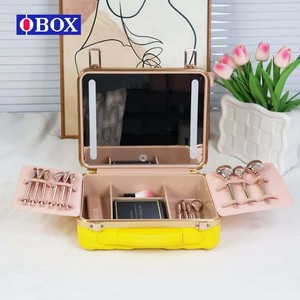 Caja de Almacenamiento de Maquillaje Obox, Estuche de Belleza Portátil de Gran Capacidad, con Diseño de Rayas Rosa Brillante y Cierre - Product Image 3