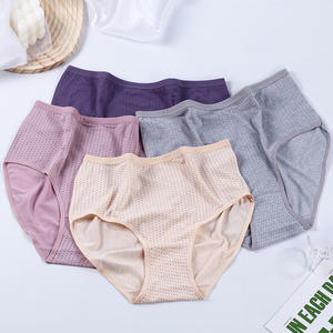 Rusland Explosieve Groothandel Dames Katoen Hoge Stretch Comfortabele Mid-Rise Bedrukte Polka Dot Plus Size Ondergoed Moeder Slips - Product Image 3