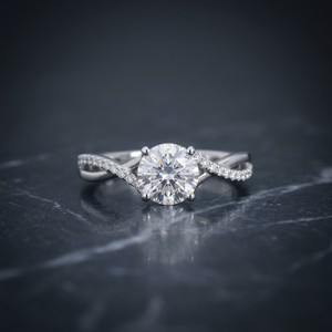 Anillos de Compromiso y Boda Clásicos de Plata de Ley 925 con Moissanita, Corte Brillante, Engaste de Garras, Certificado GRA, Opción de Regalo para Mujer - Product Image 1
