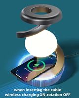 Lámpara de escritorio Luz nocturna creativa con cargador inalámbrico Rotación de 360 ° Luz nocturna RGB flotante para dormitorio Luz de ambiente