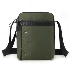 Sac à bandoulière décontracté pour homme avec fermeture éclair, sacoche de téléphone vintage en nylon imperméable et durable pour homme - Product Image 3