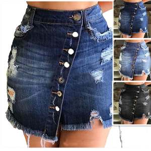 Dernière mode, vêtements pour femmes, jupes en jean mini à boutons troués pour l'été J0223 - Product Image 3