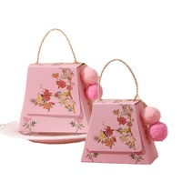 Boîte à bonbons en papier avec boule en peluche Sacs cadeaux en chocolat en forme de T Cadeaux de mariage pour les invités Baby Shower Party Christmas